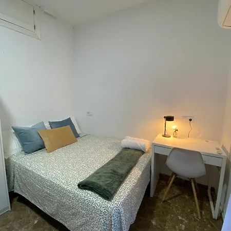 Apartamentos Econostay Fuencarral Madrid Buitenkant foto